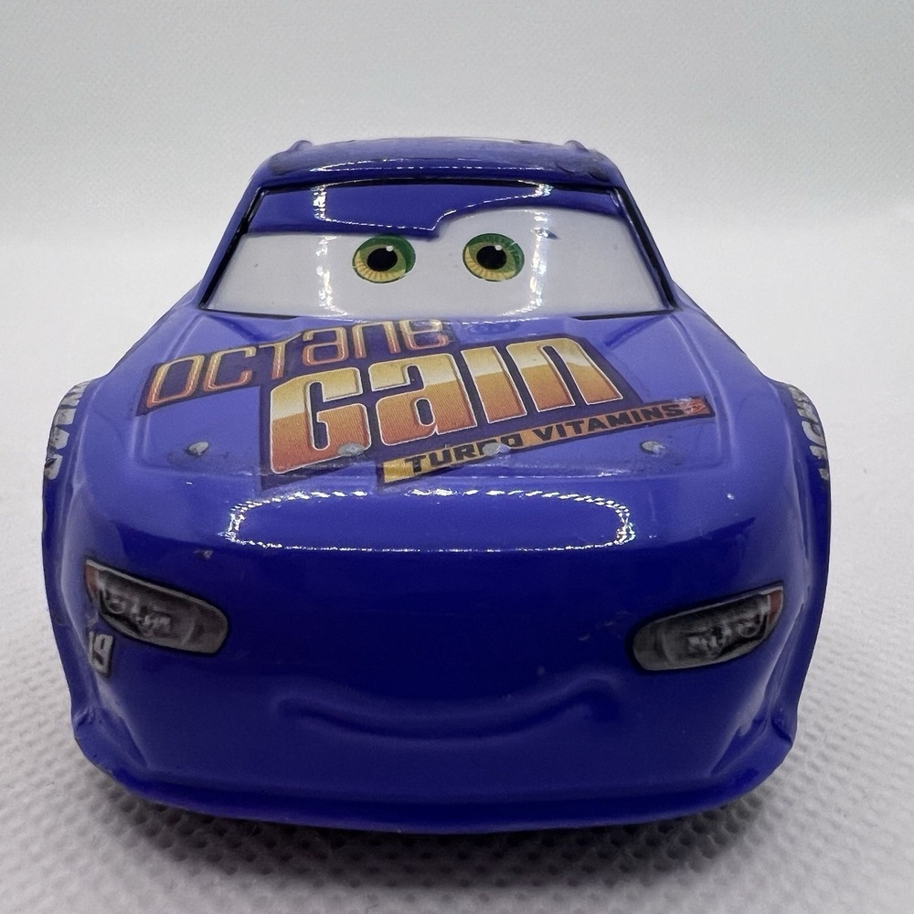 Disney Pixar Cars Bobby Swift Octane Gain #19 Mattel 1:55 Diecast Car